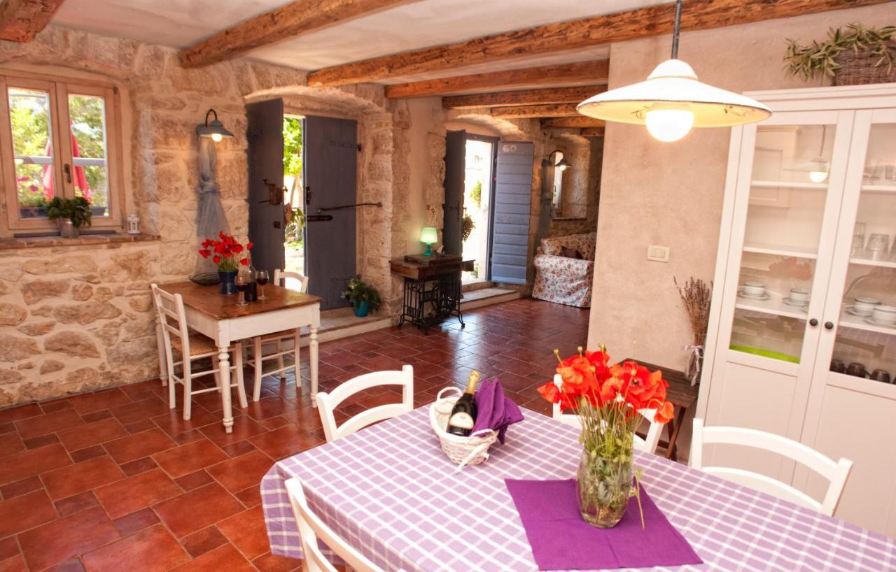 Villa Lauriana Diminići Exterior foto